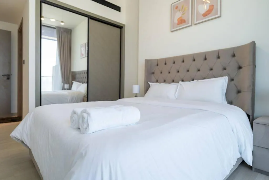 Apartment Luxurious 1-Bedroom Oasis L Binghatti Corner, Jvc Dubai