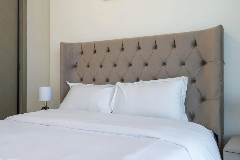 Luxurious 1-Bedroom Oasis L Binghatti Corner, Jvc Dubai