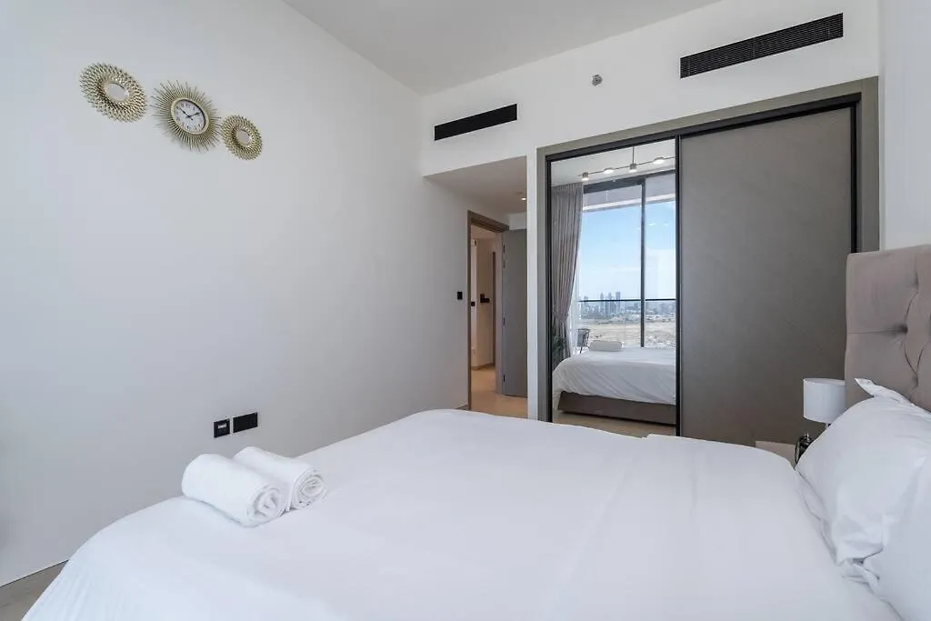 Luxurious 1-Bedroom Oasis L Binghatti Corner, Jvc 迪拜 公寓